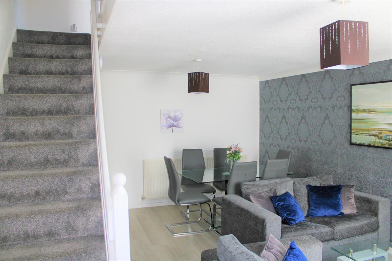 Homely And Budget Friendly 3 Bed House Sleeps 6 Free Parking! Милтон-Кейнс
